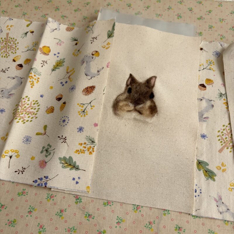 刺繍とうさぎ柄