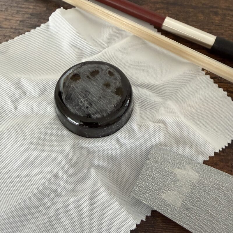 松脂ヤスリ済